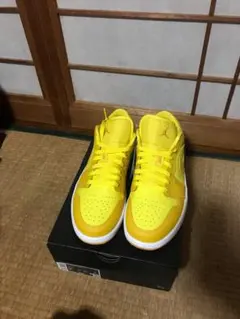 Air Jordan 1 Low イエローウィメンズです。のサムネイル