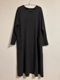 ワンピース　アズノゥアズ　グレー