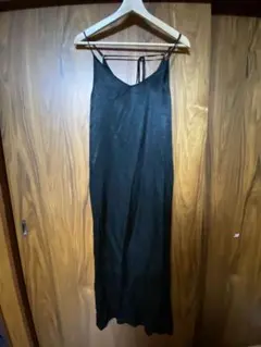 ブラックサテンキャミソールロングワンピース