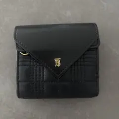 BURBERRY TBロゴ キルティング 二つ折り財布 ブラックのサムネイル