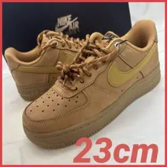 ナイキ ウィメンズ エアフォース1 07 WB フラックスウィートガム ブラウン