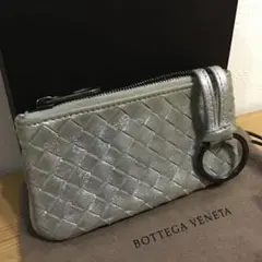 BOTTEGA VENETA イントレチャート キーケース シルバー