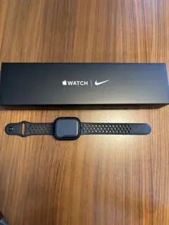 Apple Watch Series 7本体、ベルト