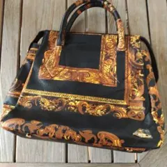 viviennewestwood☆アフリカバッグTigerショルダー - メルカリ