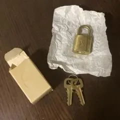 鍵 キーホルダー