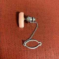 桃色珊瑚ピンブローチ