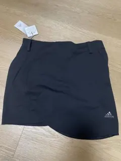新品12,000円　アディダスゴルフ　黒　M インナー付きラウンドヘム スカート
