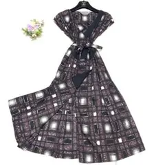 極美品☆MaxMara白タグ伊製☆シルクラップワンピース☆青み ピンク ４２ 極美品☆MaxMara白タグ伊製☆シルクラップワンピース☆青み ピンク