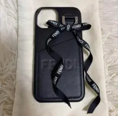 極美品 フェンディ iPhone14ケース 本革 シルバー金具 リボン ブラック 極美品 フェンディ iPhone14ケース 本革 シルバー金具 リボン ブラック