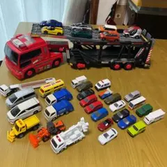 トミカ 、ポケットトミカ、トレーラー付き