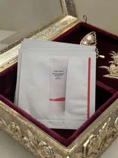 資生堂エッセンススキングロウプライマー4包