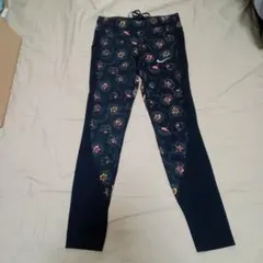 Nike DRI-FIT 花柄レギンス XS