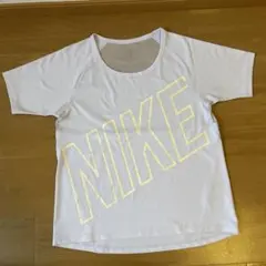 NIKE Tシャツ、レディースM、スポーツウェア