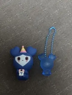 TWICE ツウィ バッグチャーム ピンバッジ TWICE ツウィ バッグチャーム ピンバッジ TWICE ツウィ バッグ