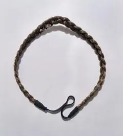 三つ編み風カチューシャ　ブラウン