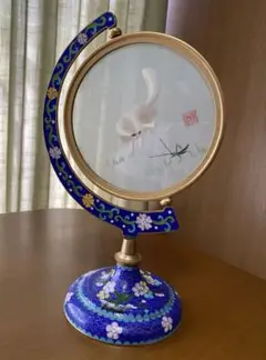 地球儀型刺繍 猫 バッタ