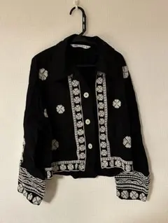 シャツ ブラック