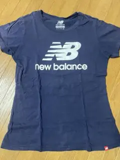 New Balance ネイビー 半袖Tシャツ