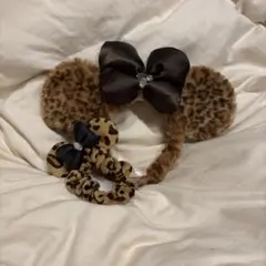 ディズニー ミニー カチューシャ ヒョウ柄 デカリボン ワイヤーリボン