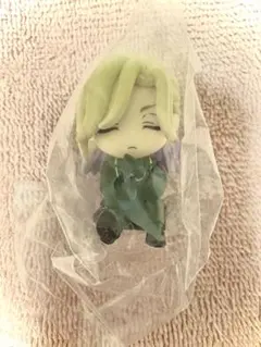 ツイステ 肩ズンFig. ヴィル　ポムフィオーレ　①