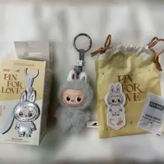 正規品 C ラブブ PIN FOR LOVE イニシャルキーホルダー マスコット