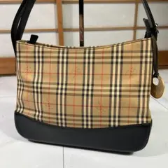 BURBERRY バーバリー ノバチェック ショルダーバッグ ブラックのサムネイル