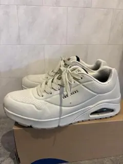 SKECHERS メンズ スニーカー 27.0cmのサムネイル