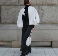 新品タグ付きHeve Petal Form Blousonペプラムレザーブルゾン