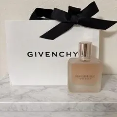 ジバンシイ ヘアミスト イレジスティブル 35ml Givenchyのサムネイル