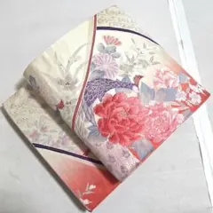 A◆着物くつろぎ 孔雀と花模様 銀糸 白地 牡丹 六通 正絹 袋帯 107