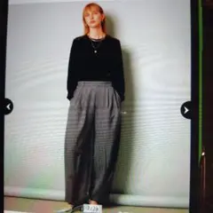 超美品　CADUNE　梳毛カーヴィーパンツ　グレー　SSサイズのサムネイル