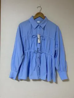 ☆タグ付き未使用品☆ LAKOLE ラコレ ギャザーリボンシャツ　ブルー