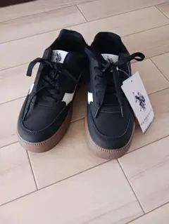 新品タグ付☆「U.S. POLO ASSN.別注 ボリュームソールスニーカー」☆