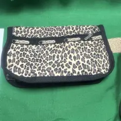 アメリカLeSportsac レスポートサック ポーチ ヒョウ柄のサムネイル