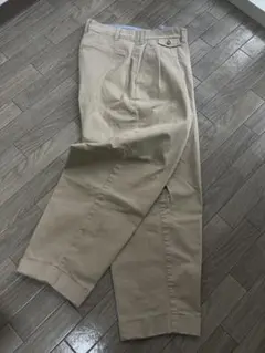 新品未使用品　 百名品　 BEAMS PLUS 2プリーツ チノ トラウザーズ BEAMS PLUS（ビームス プラス）2 Pleats Tapered Twill（パンツ