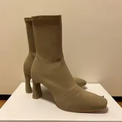 美品 SLY ブーツ ベージュ m