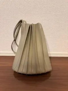 プリーツデザイン トートバッグ