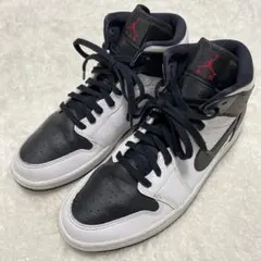 NIKE WMNS AIR JORDAN 1 MID SE BQ6472-101