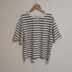 SEASON REASON　白黒ボーダー半袖Tシャツ　Mサイズ　可愛い