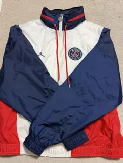 PSG パリサンジェルマン ジョーダン ナイロンジャケット（収納型フード付）
