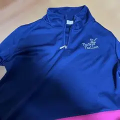 ゴルフ　ネイビーとピンクのハーフジップ長袖ウェア