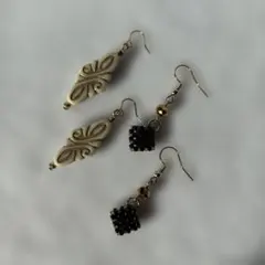 アイボリーとゴールドのピアス2点セット[146]