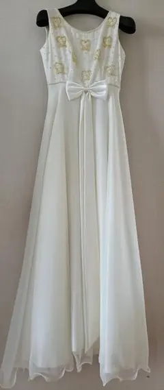 ウエディングドレス