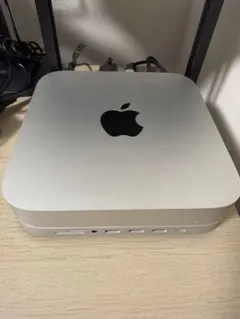 Macmini M1 8GBメモリ 512GB SSD & satechiハブ