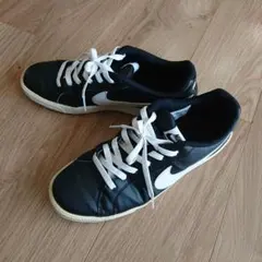 ナイキ　NIKE コートロイヤル スニーカー 27.5cm