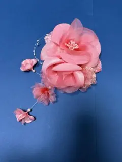 ピンク 花モチーフ 髪飾り