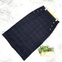 良品❗️【OZOC】オゾック チェック柄タイトスカート(40)紺色