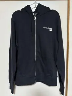 新品未使用　new balance ニューバランス パーカー Mサイズ