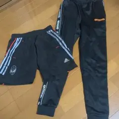 adidas スパイダーマン ハーフパンツ&ジャージセット