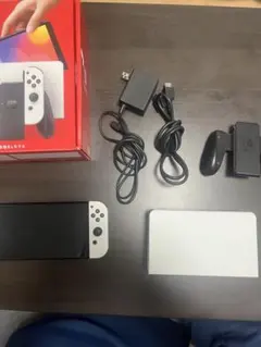 Nintendo Switch 有機ELモデル 本体　プロコン　ホリコン